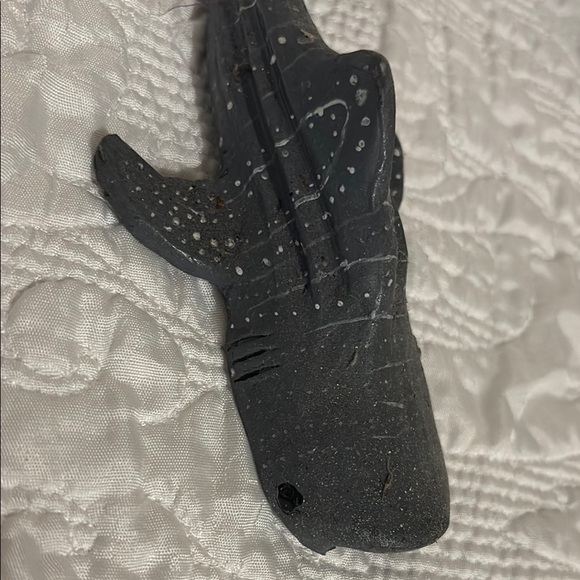 Whale shark ceramic art handmade hand painted - Picture 6 of 6